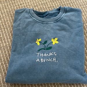Urban Outfitters sweatshirt blue with flowers XL